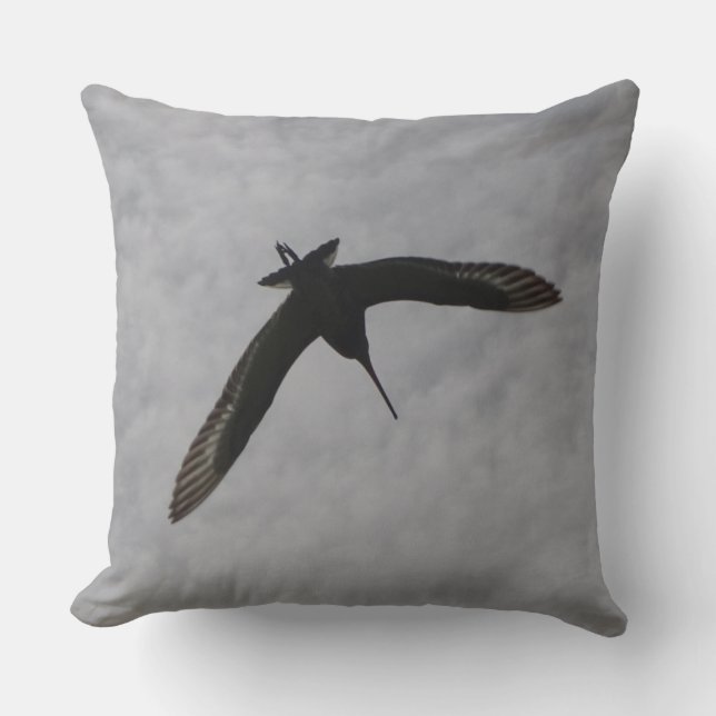 Niedliches Flying Godwit Throw Kissen (Vorderseite)