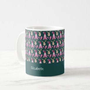 Niedliches Genom und Rentier mit rosa Handschuh Kaffeetasse