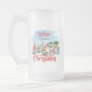 Niedliches Gnome feiert Weihnachtsfeiertag Mattglas Bierglas