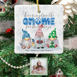 Niedliches GNOME FÜR DAS Foto DER FERIENfamilie Keramikornament