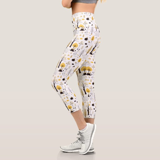 Niedliches Golden Woods Scene Muster Capri Leggings (Links)