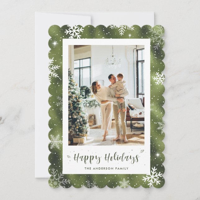 Niedliches Green Snowy Foto Holiday Feiertagskarte (Vorderseite)