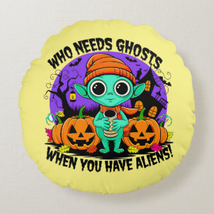 Niedliches Halloween Alien Design für Spooky Fun! Rundes Kissen