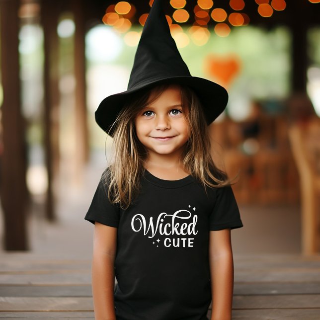 Niedliches Halloween Baby T-shirt (Von Creator hochgeladen)
