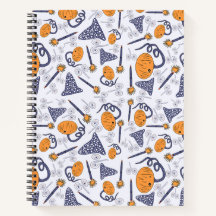 Niedliches Halloween-Doodle-Notebook - Magische Pu