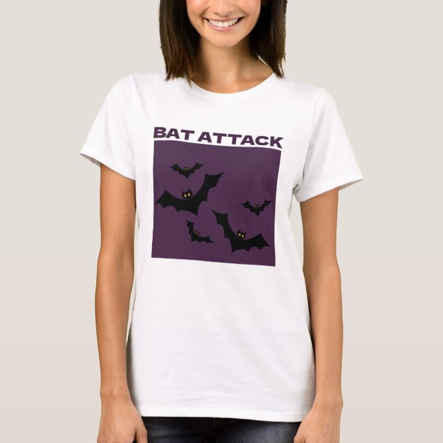 Niedliches Halloween-Spooky-T-Shirt bei Battattack T-Shirt (Vorderseite)