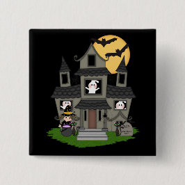 Niedliches Halloween Spuk Haus und kleine Hexe Button