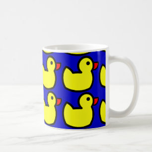 Niedliches, helles, gelbes Gummi Ducky-Muster auf  Kaffeetasse