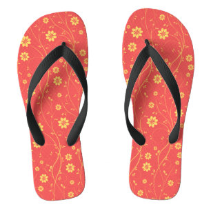 Niedliches hellgelbes und korallenfarbenes zartes flip flops