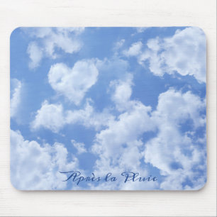Niedliches Herz gestreift Wolke in blauem Himmel f Mousepad
