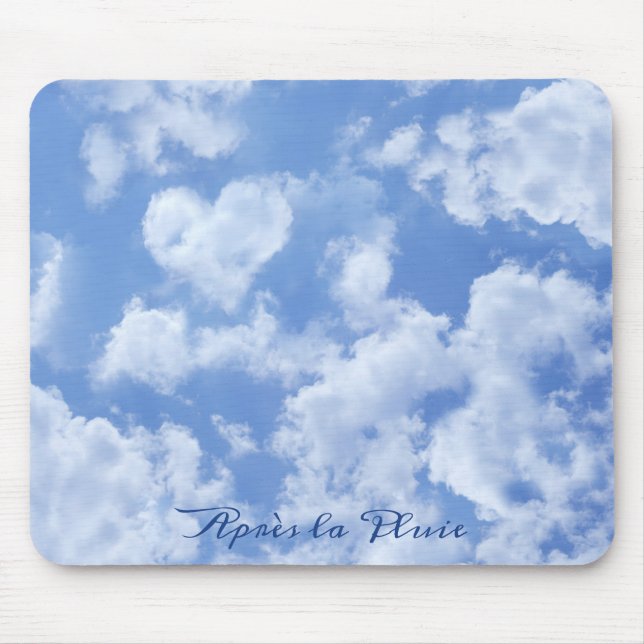 Niedliches Herz gestreift Wolke in blauem Himmel f Mousepad (Vorne)