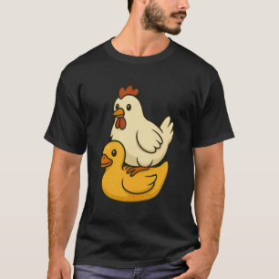 Niedliches Huhn auf einer Gummiente sitzend T-Shirt