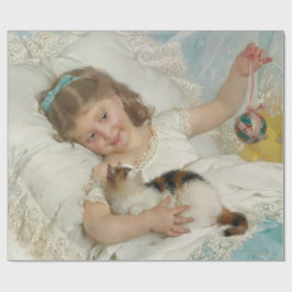 Niedliches junges Mädchen, das mit ihrer Hauskatze Geschenkpapier