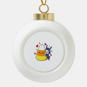 Niedliches Kaninchen umarmt Candy Corn Keramik Kugel-Ornament