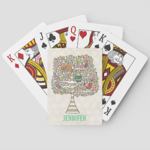 Niedliches Katzenjammer und Vögel in einer Baumill Spielkarten