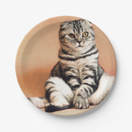 Niedliches Kitten ausgespült Pappteller