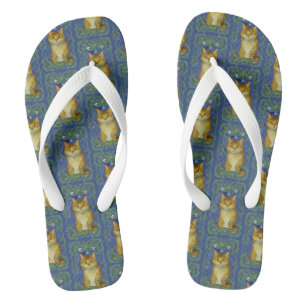 Niedliches Kitten im Vintagen Jugendstil Flip Flops