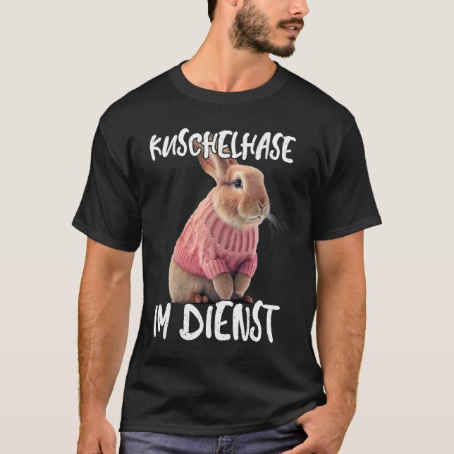 Niedliches, kuscheliges Kaninchen auf Duty-Kaninch T-Shirt (Vorderseite)