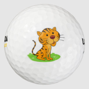 niedliches Lächeln beim Tigerball Golfball