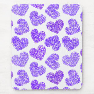 Niedliches Lila doodled Herz - Valentinstag Muster Mousepad