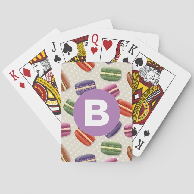 Niedliches Macaroonmuster Dotty Lilac Monogramm Spielkarten (Rückseite)