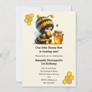 Niedliches Mädchen in Bee Costume mit Honey Geburt Einladung