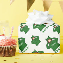 Niedliches Mädchen mit Green Frog Hoody Zeichnend