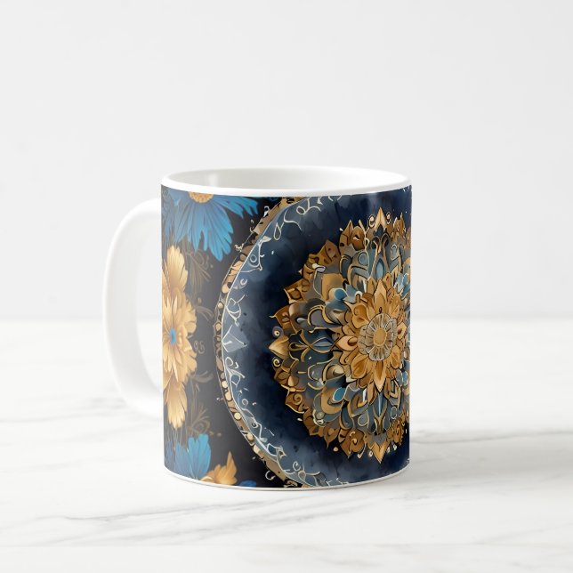 Niedliches Mandala Design auf blauem Hintergrund m Kaffeetasse (Vorderseite Links)