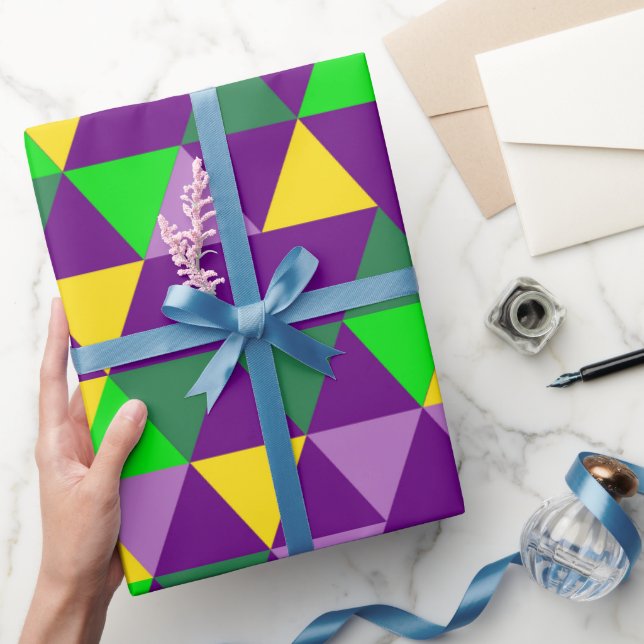 Niedliches Mardi Gras-Muster geflieste Verpackung Geschenkpapier (Schenken)