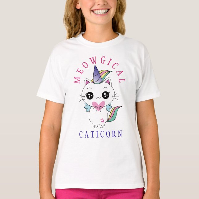 Niedliches Meowgical Caticorn T-Shirt (Vorderseite)