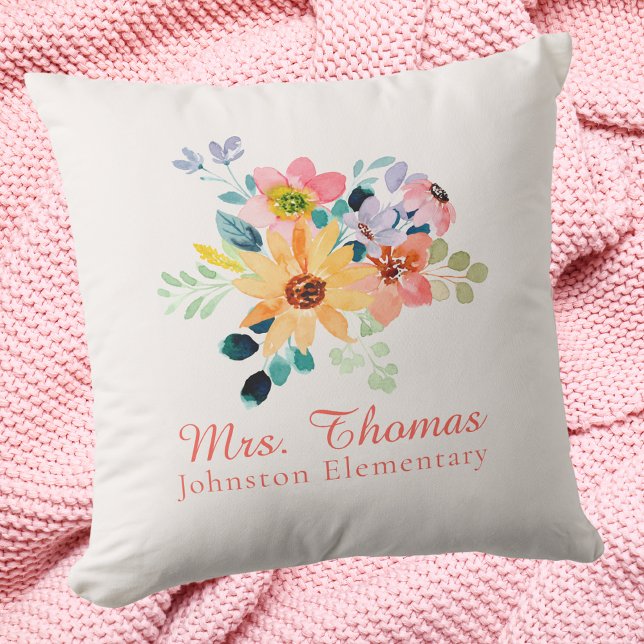 Niedliches, modernes Flora-Lehrerempfinden Kissen (Von Creator hochgeladen)