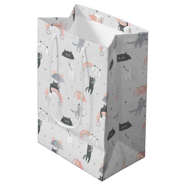 Niedliches Muster Mittlere Geschenktüte (Vorderseite Schrägansicht)