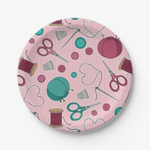 Niedliches nähendes Themed Muster-Rosa Pappteller