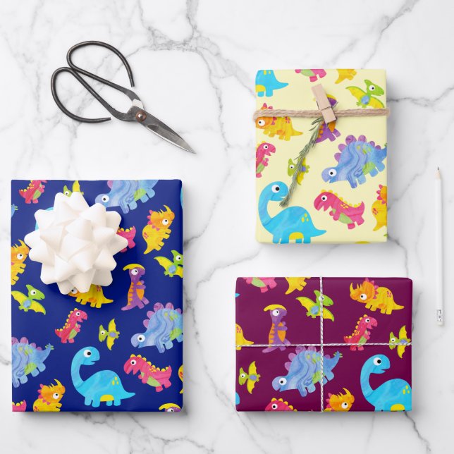 Niedliches Navy Blue, Yellow & Lila Dinosaurier Ge Geschenkpapier Set (Vorderseite)