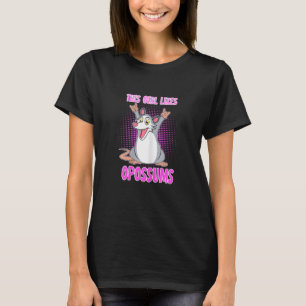 Niedliches Opossum Sprichwort Girl Likes Opossum T-Shirt