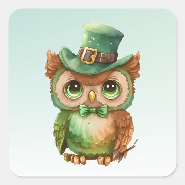 Niedliches Owl in einem grünen Top Hat Quadratischer Aufkleber (Vorderseite)