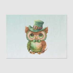 Niedliches Owl in einem grünen Top Hat Seidenpapier