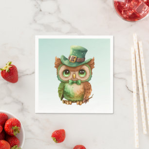 Niedliches Owl in einem grünen Top Hat Serviette