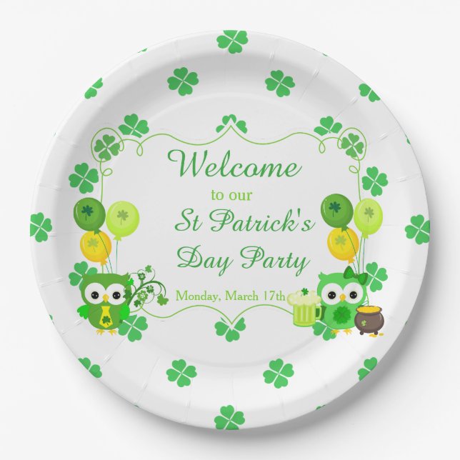 Niedliches Owls St Patrick's Day Party Pappteller (Vorderseite)