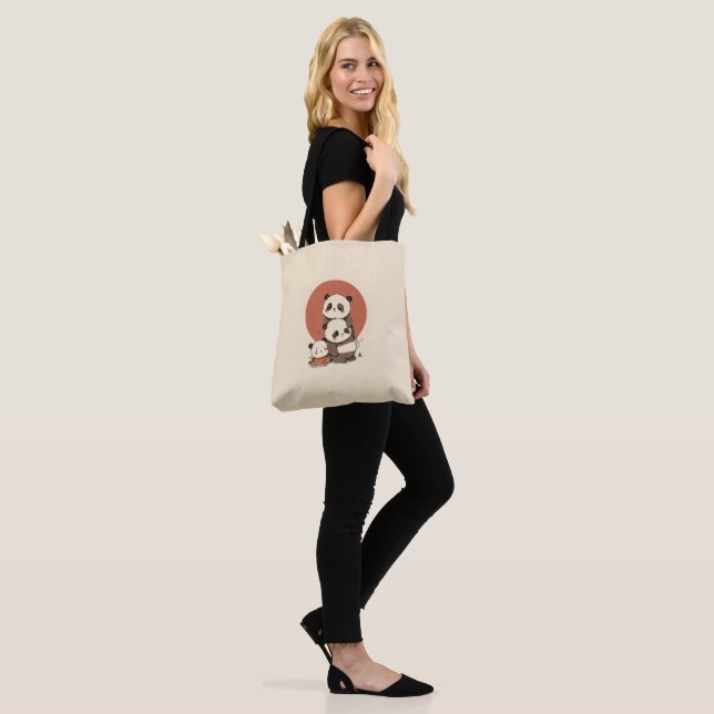 Niedliches Pandas-Design (Am Model)