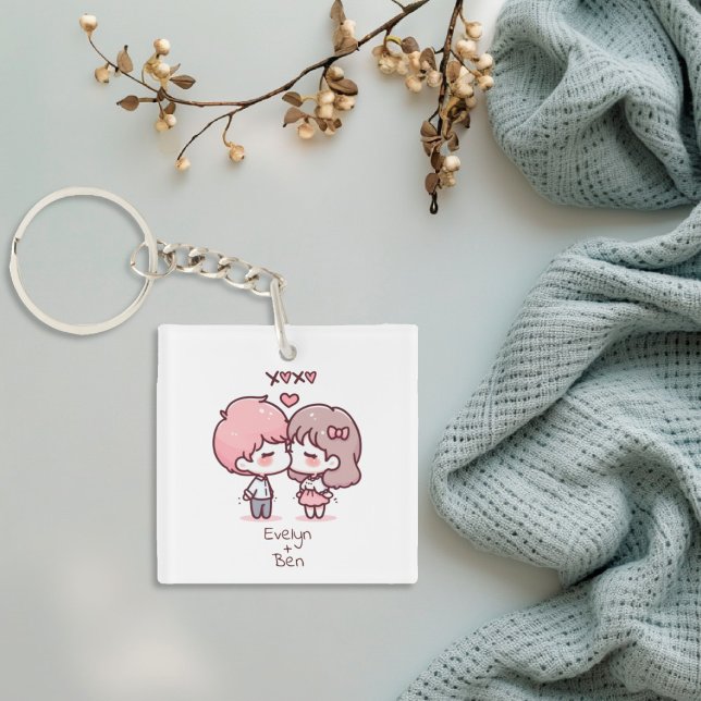 Niedliches Personalisiertes Chibi-Kissing-Paar Schlüsselanhänger (Cute Personalized Chibi-Style Kissing Couple Keychain
)