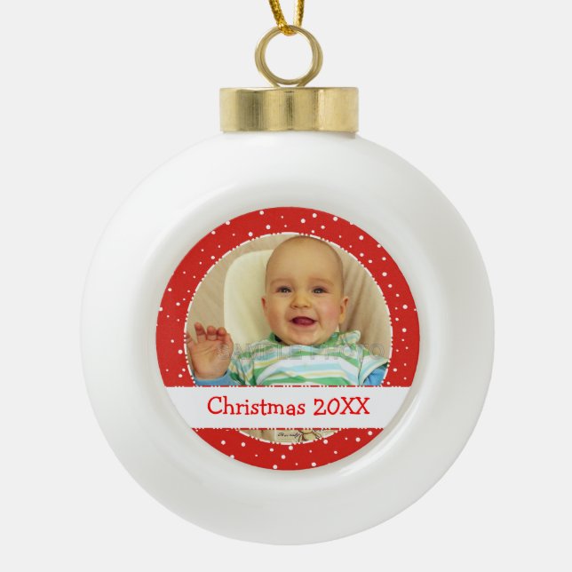 Niedliches Personalisiertes Foto Ball Rote Ornamen Keramik Kugel-Ornament (Vorderseite)