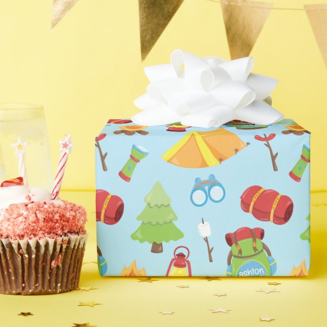 Niedliches Personalisiertes Sommercamp-Muster Geschenkpapier (Geburtstagsparty)