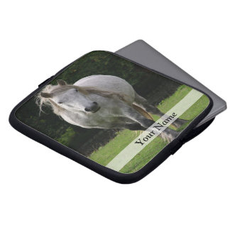 Niedliches Ponyfoto Laptopschutzhülle