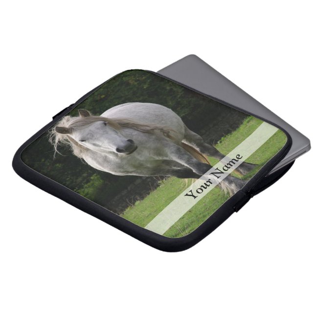 Niedliches Ponyfoto Laptopschutzhülle (Vorne Oben)