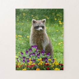 Niedliches Raccoon im Blumengarten Puzzle