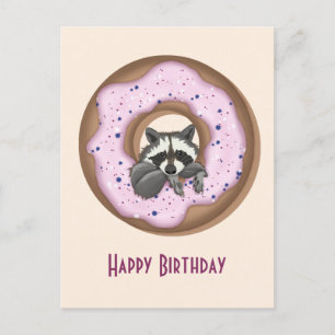 Niedliches Raccoon mit Sweet Donut Happy Birthday  Postkarte