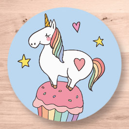 Niedliches Rainbow Unicoron am Geburtstag Cupcake Runder Aufkleber