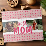 Niedliches rosa Herz Muster Best Mama 2 Foto Puzzle<br><div class="desc">Niedliches rosa Herz Muster Best Mama 2 Foto Puzzle. Handgezeichnet rosa Herzen mit rosa Punkten. Fügen Sie Ihre Fotos hinzu. Sie können den Text ändern. Süße Sake für eine Mutter für den Muttertag.</div>
