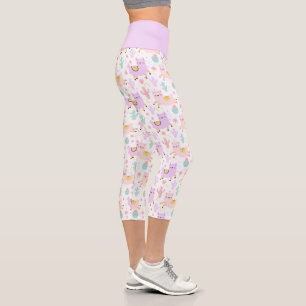 Niedliches Rosa und Lila Alpacatmuster Capri Leggings